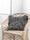 Web_Test-ML-920141-Zorro-cushion-square-ML-252844-Levanto-lounge-chair_sf1_DTP