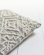 Web_Test-ML-924515-Quartz-cushion-Charcoal-Ivory_detail1_DTP